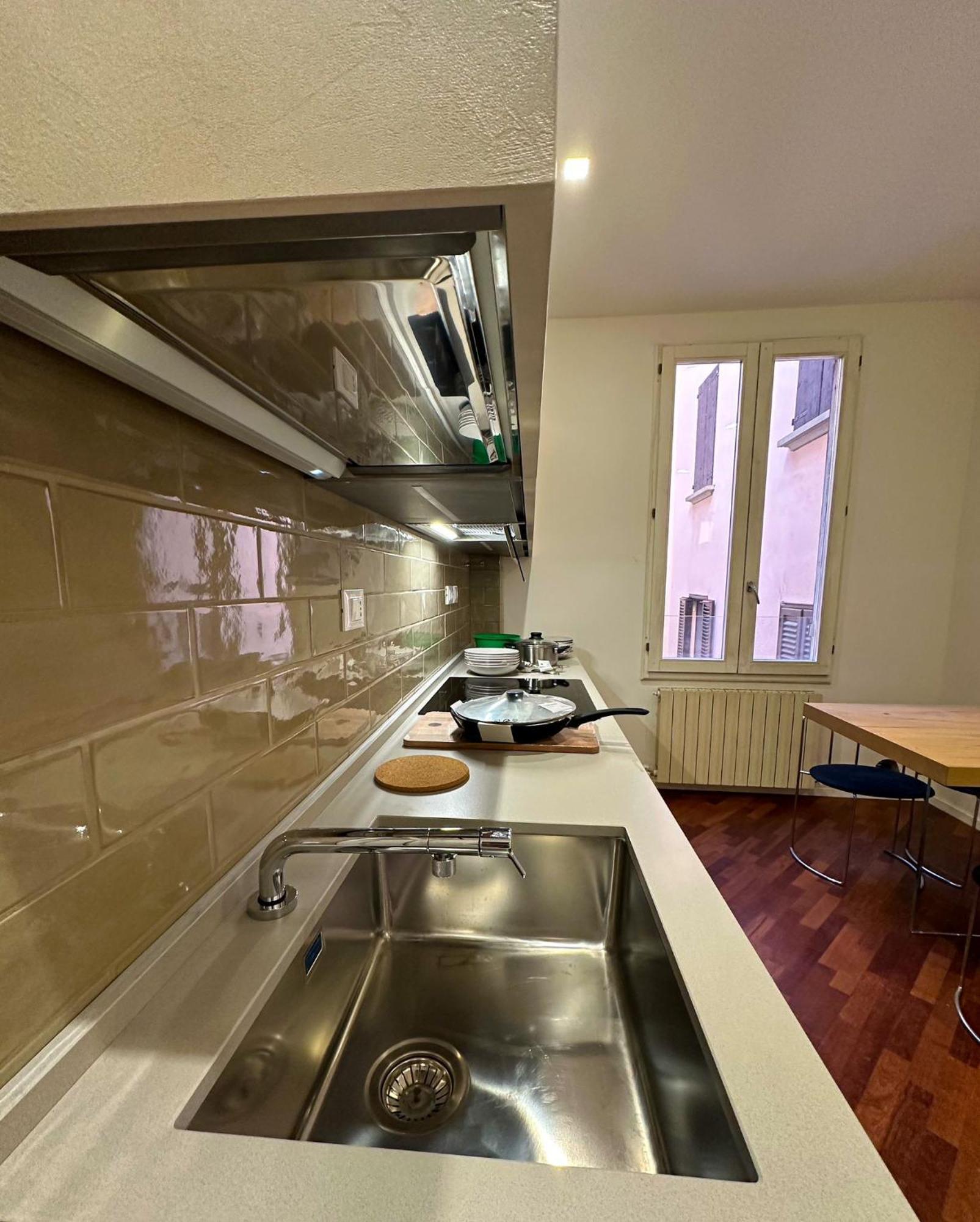 Whouse Large Suite Apartment Indipendenza Bologna Exteriör bild
